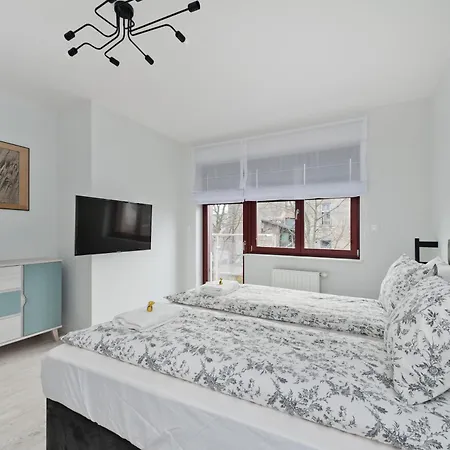 アパート Ludwinowska11