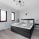 Ludwinowska11 Apartamento *