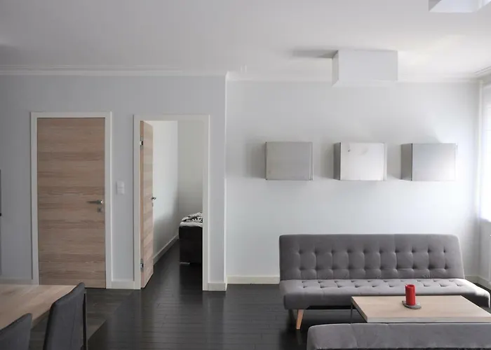 Apartment Ludwinowska11 *